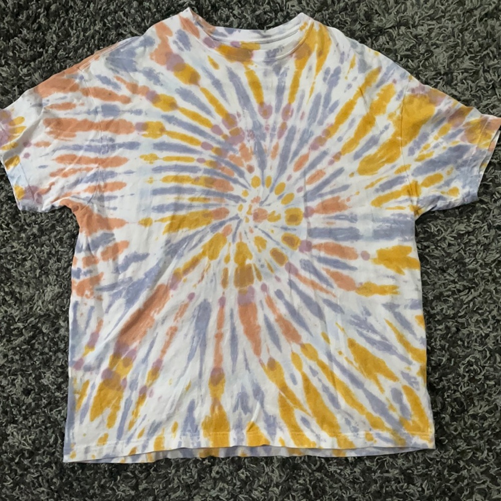 Victoria’s Secret Pink one size yellow and purple tie dye tee